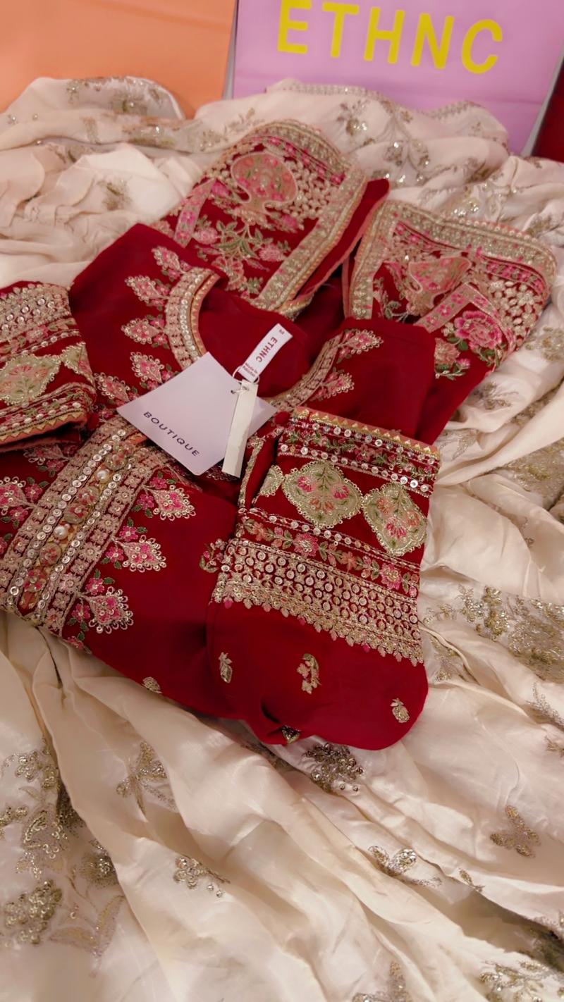 Ethnc botique fresh 18500