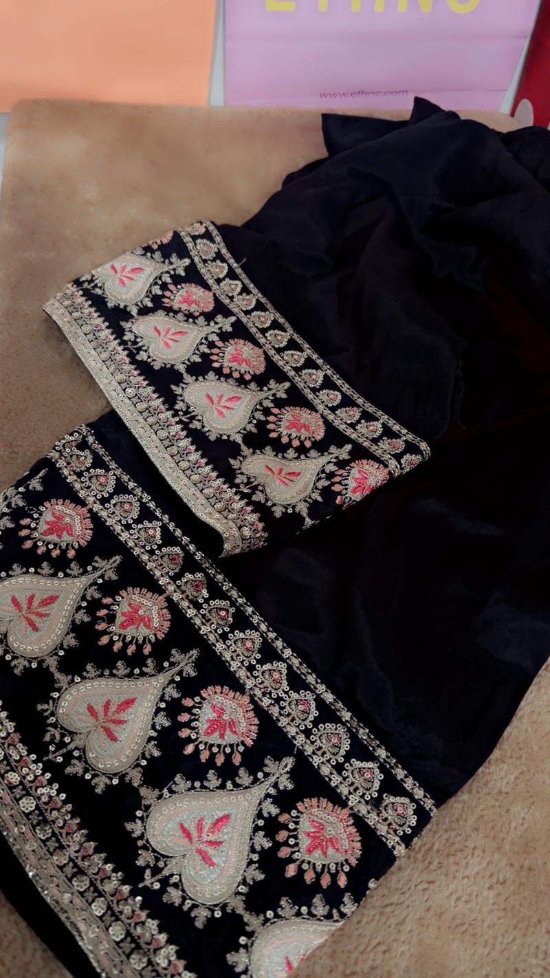 Ethnc botique heavy blackFarshi shalwar