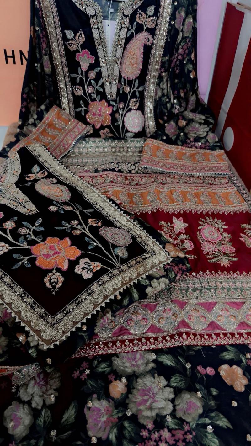 14500 multi black floral