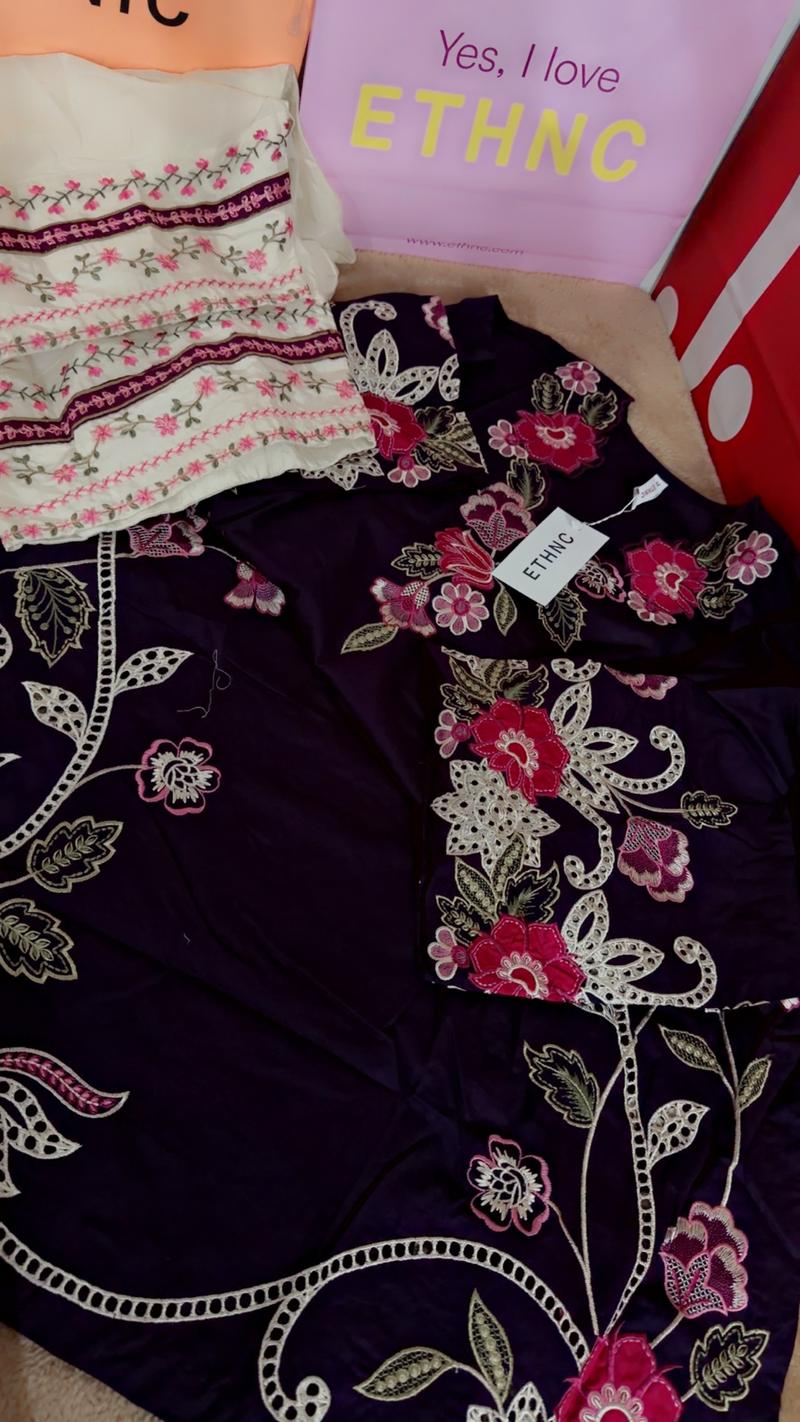 8950 medium purple
