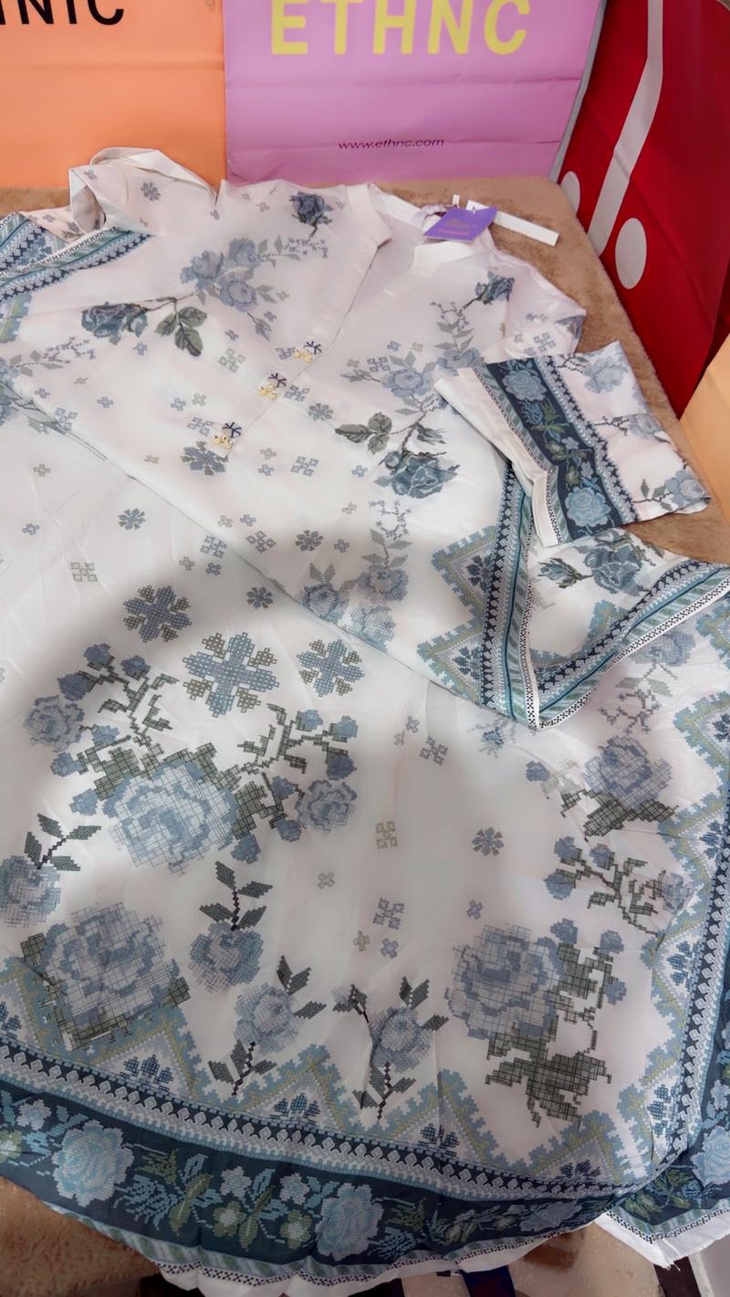 Ethnic kaftan 4900 white blue