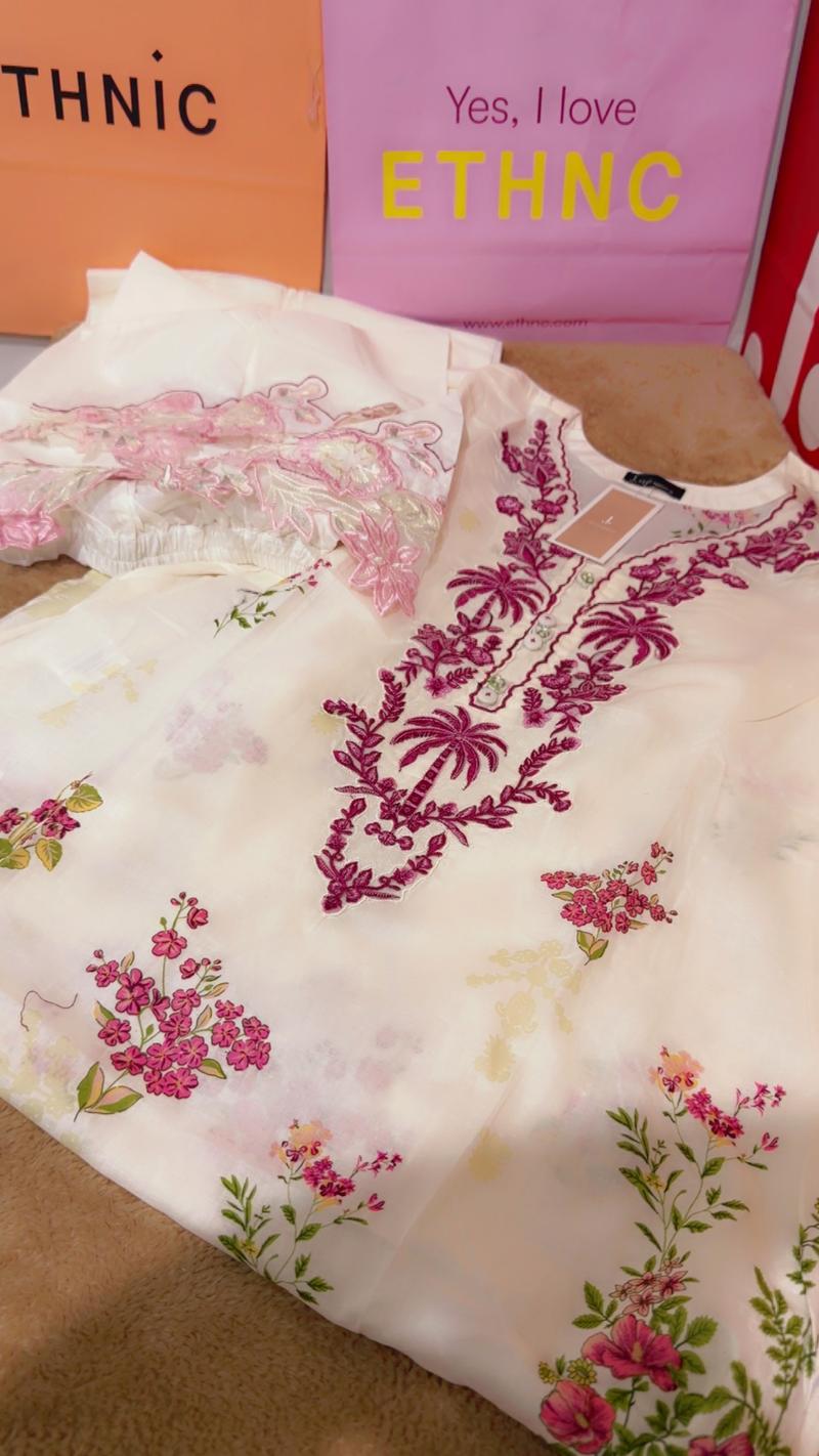 5900 2pc white multi