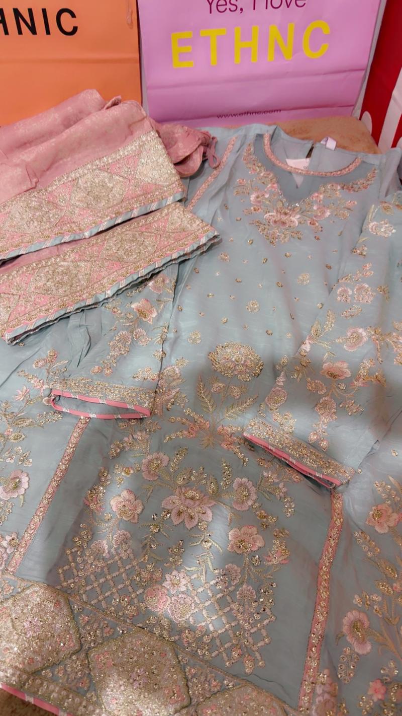 Ethnc botique 16500