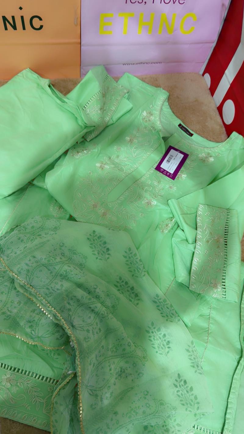 Green lawn pura chiffon heavy dupta 6250