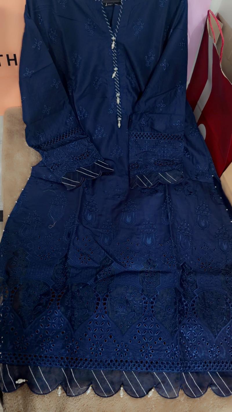 Chicken kari 6950 navy blue lawn