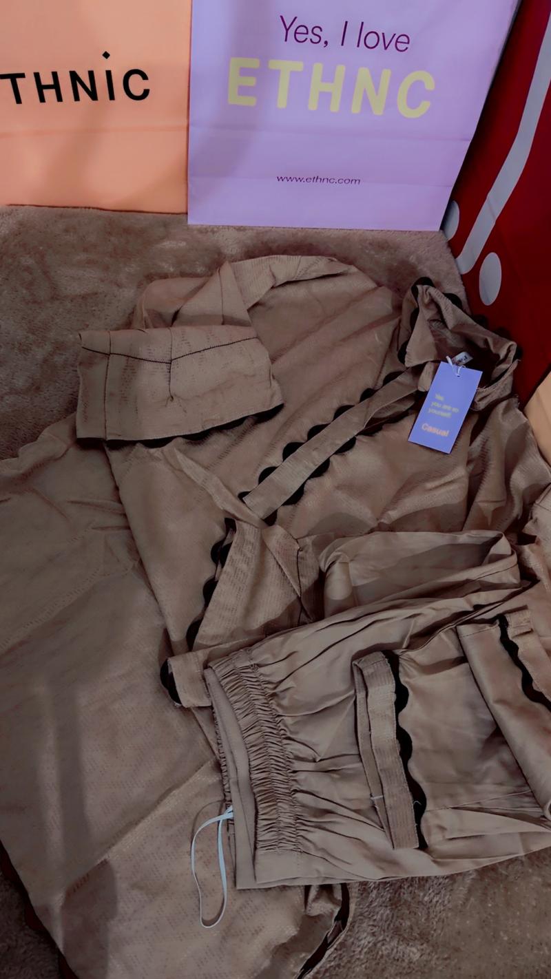 Texture embroidered 2pc