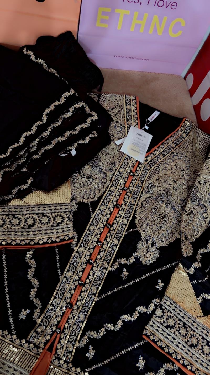 Black medium 3pc botique Ethnc 16500