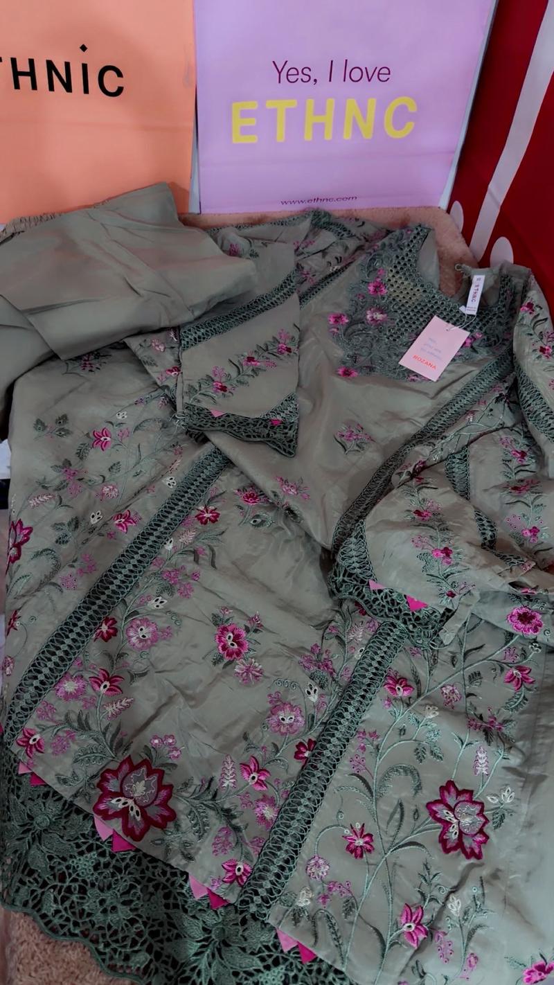 skin front back small 8950