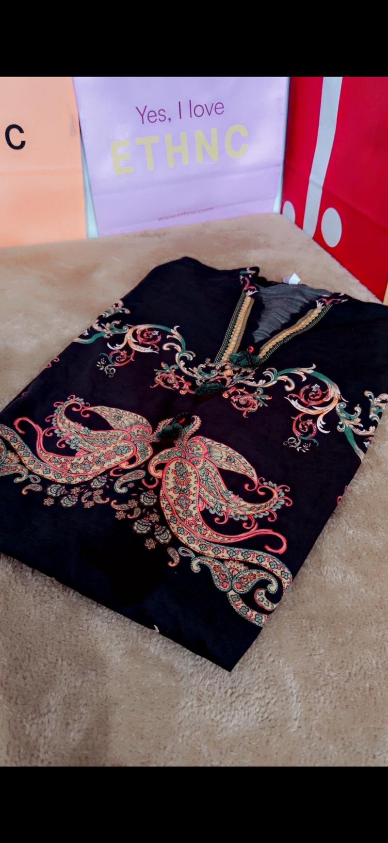 3900 black shirt