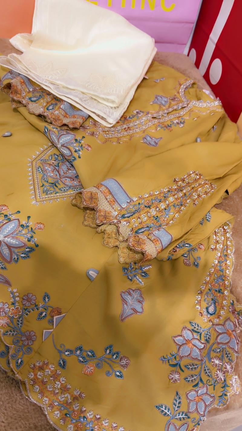 7950 yellow