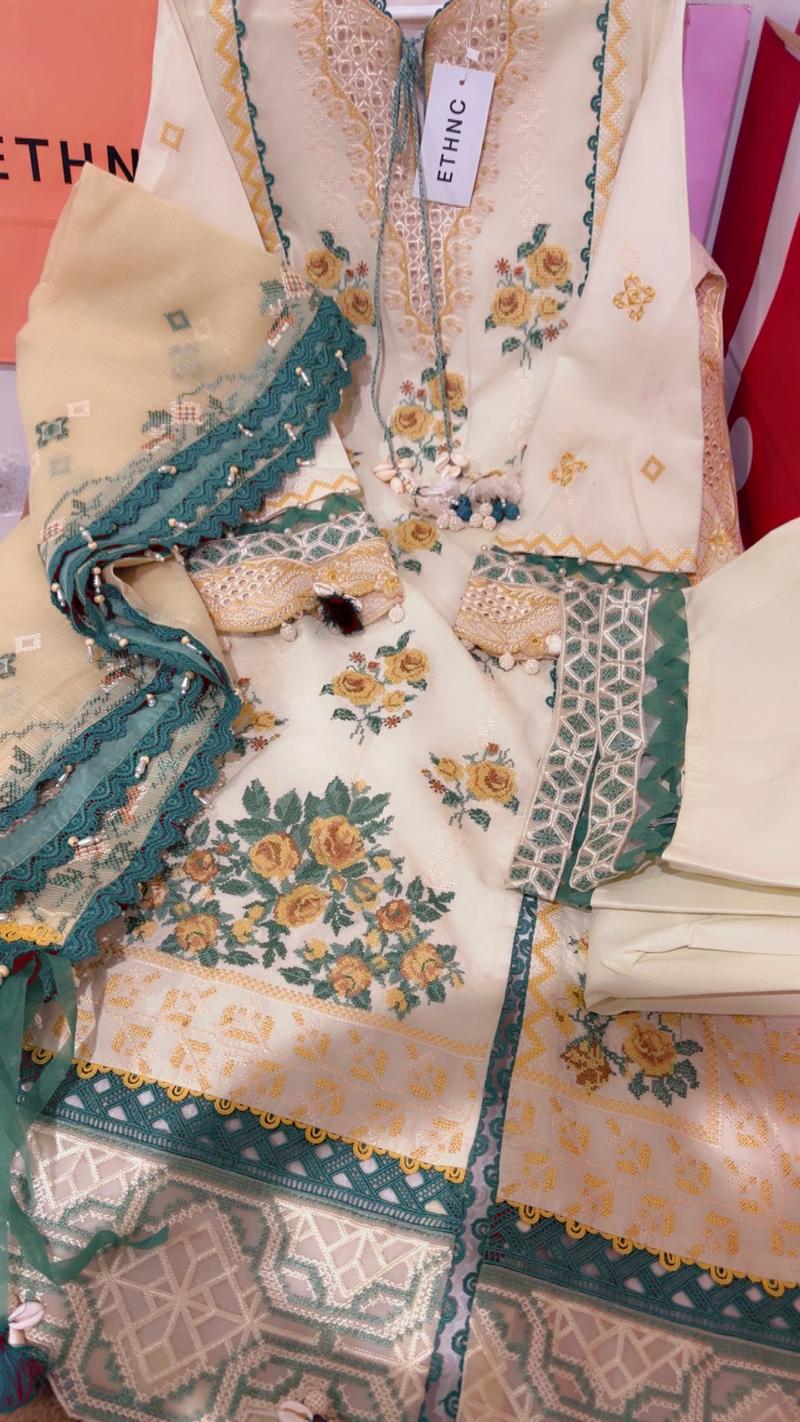 Sample 16500