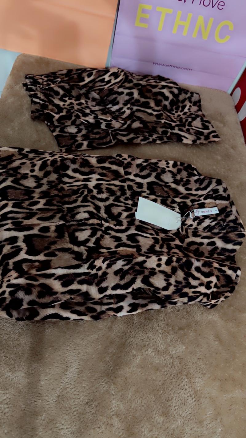 Cheeta print cord 3900