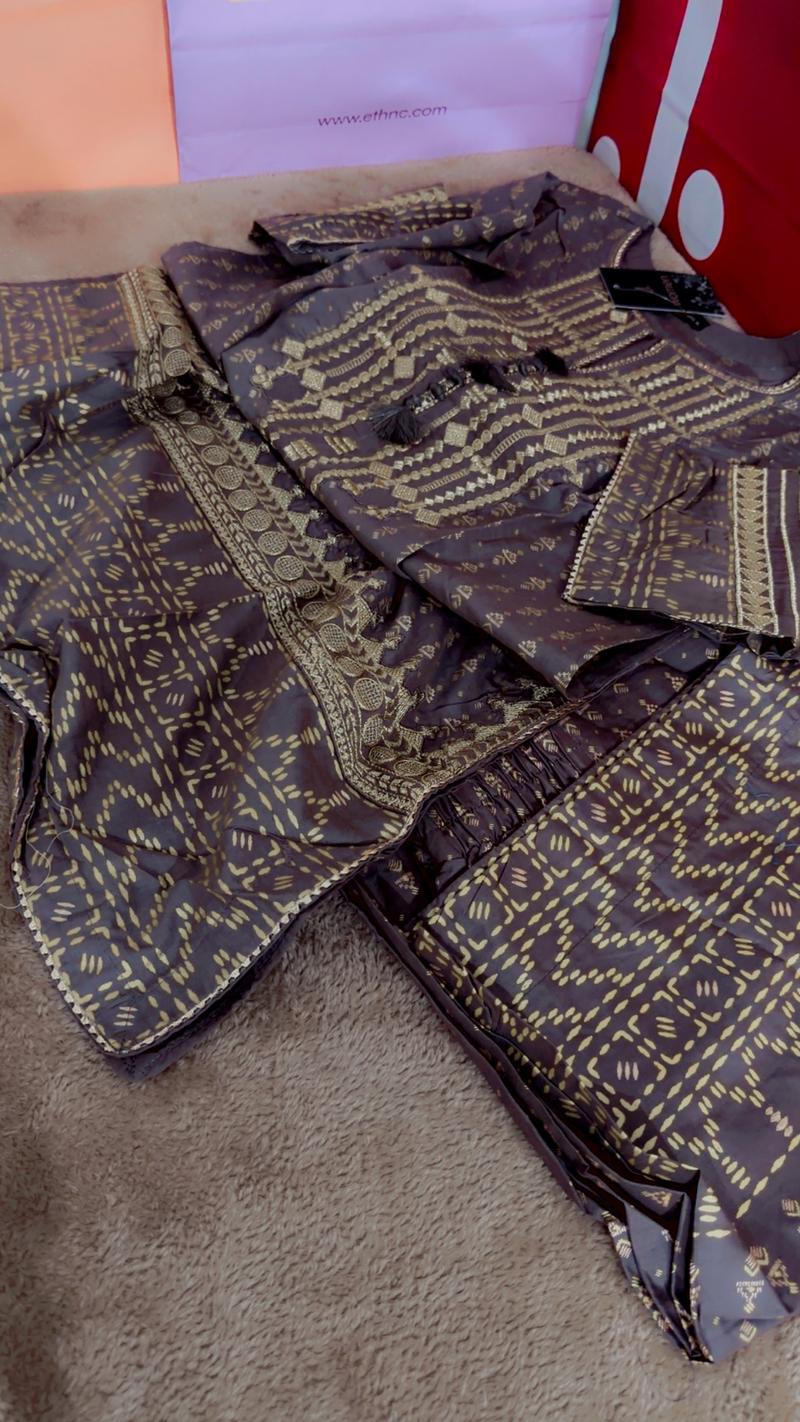 Heavy embroidery graish 2pc 