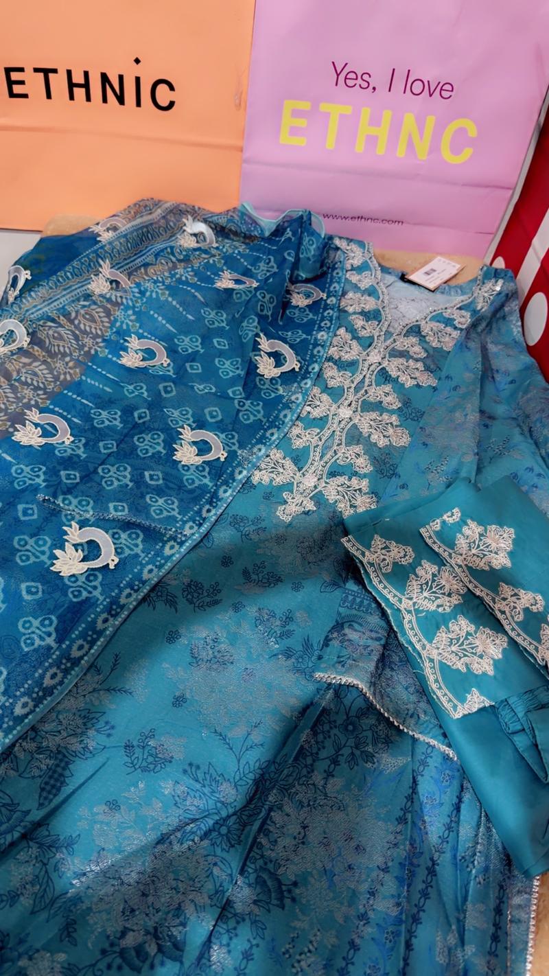 8950 3pc small blue luxury lawn