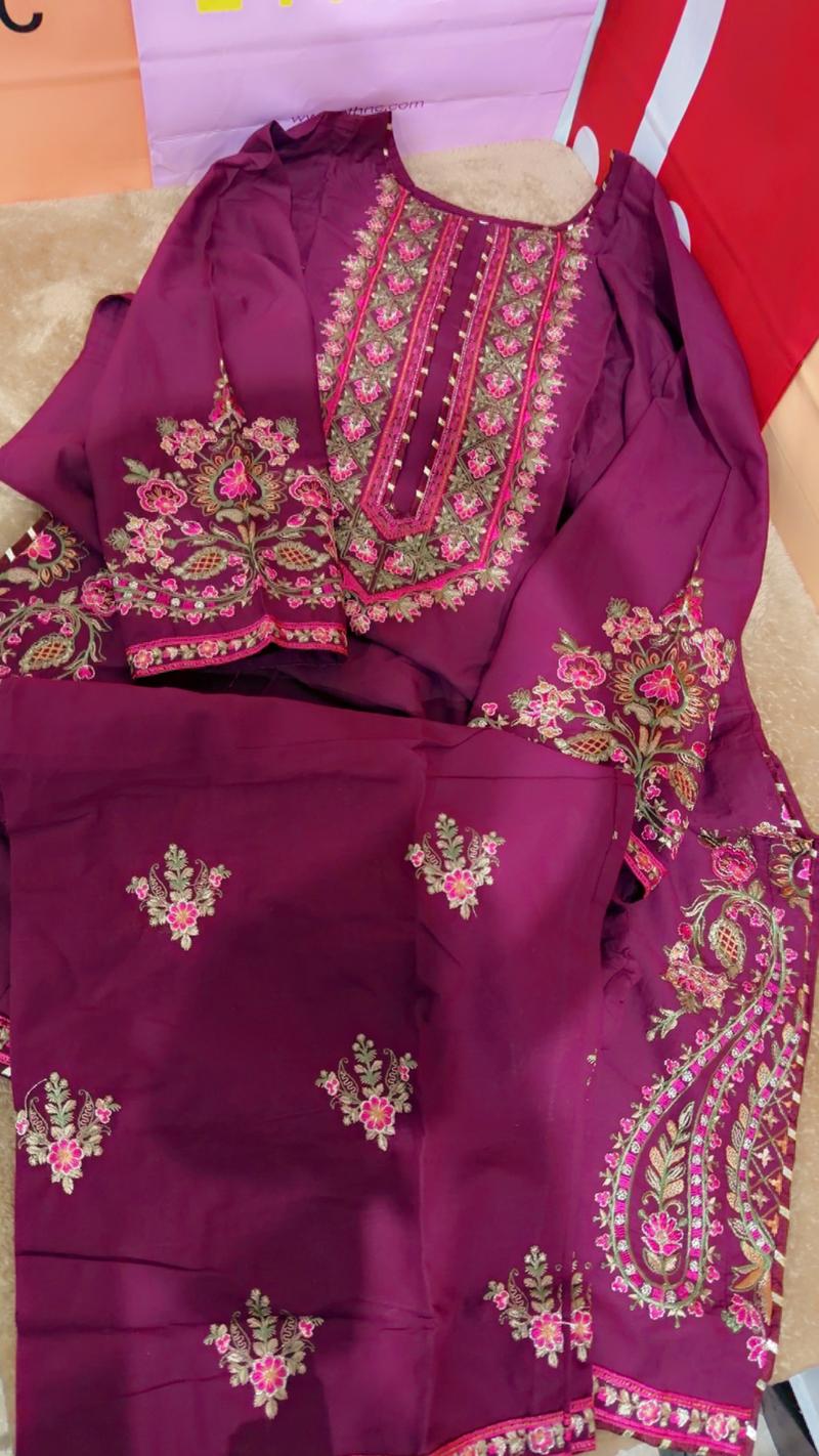 Lawn summer 2pc embroidery shalwar Mehroon plum