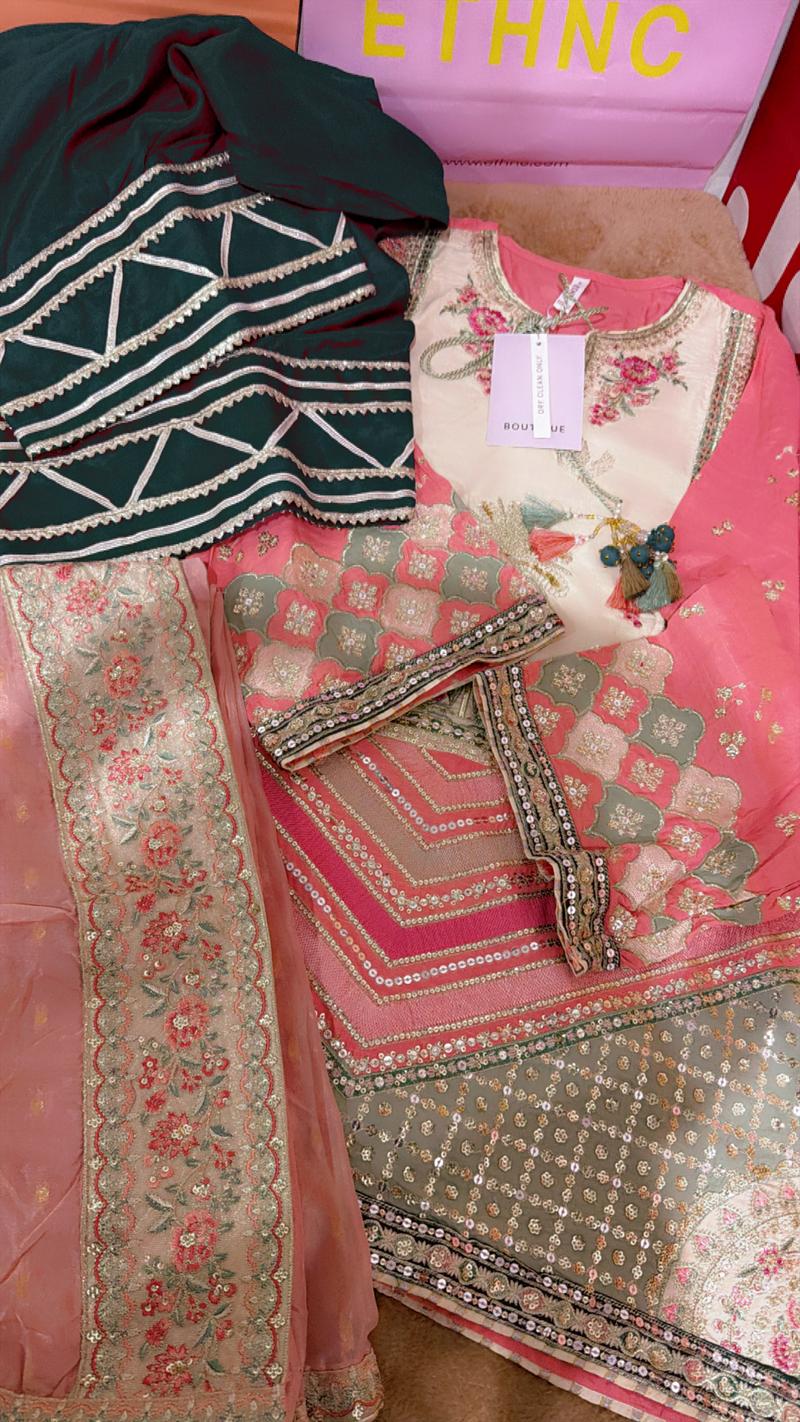 Ethnc botique 3pc 16500 
