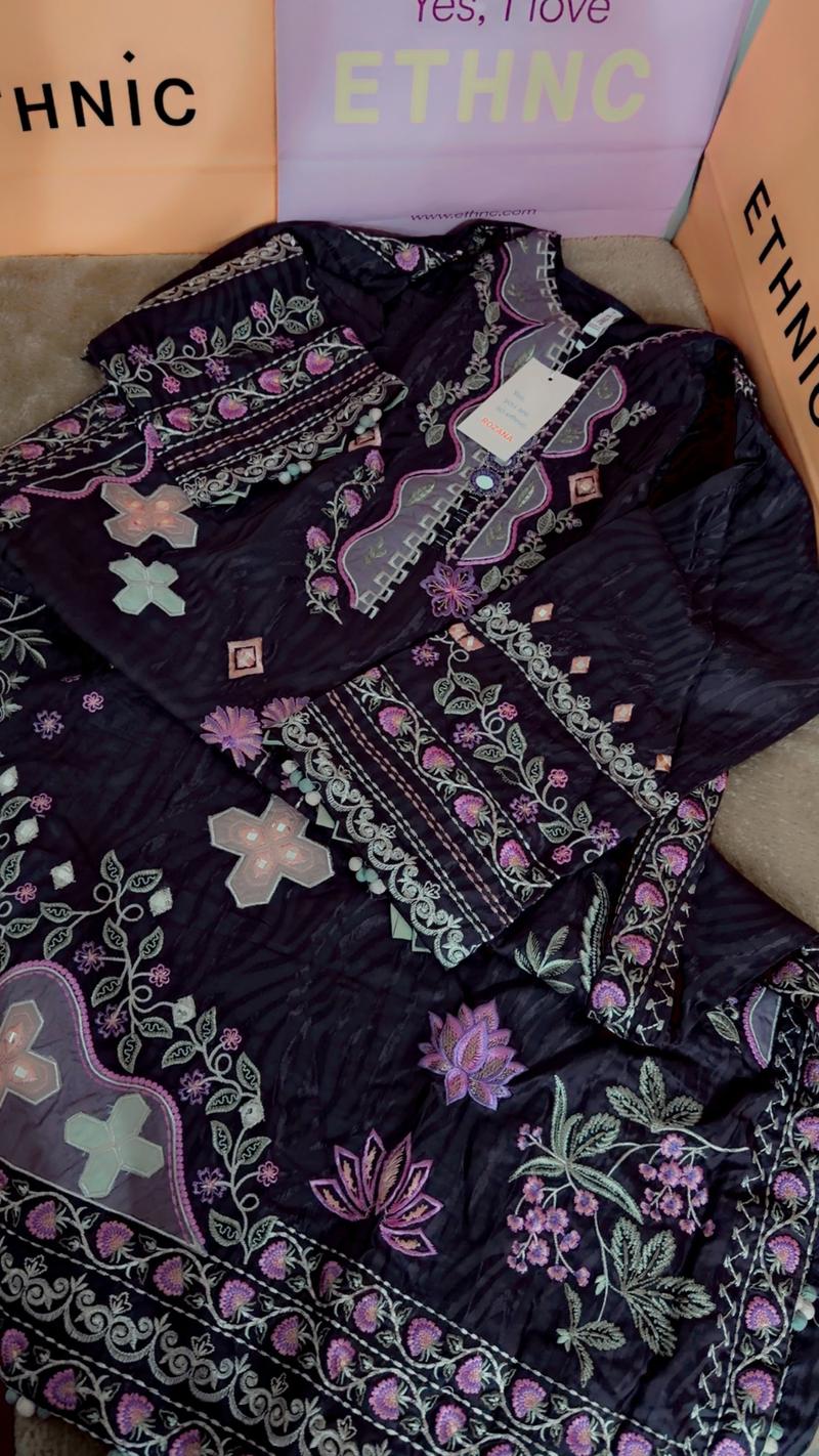 Ethnc embroidery kaftan 