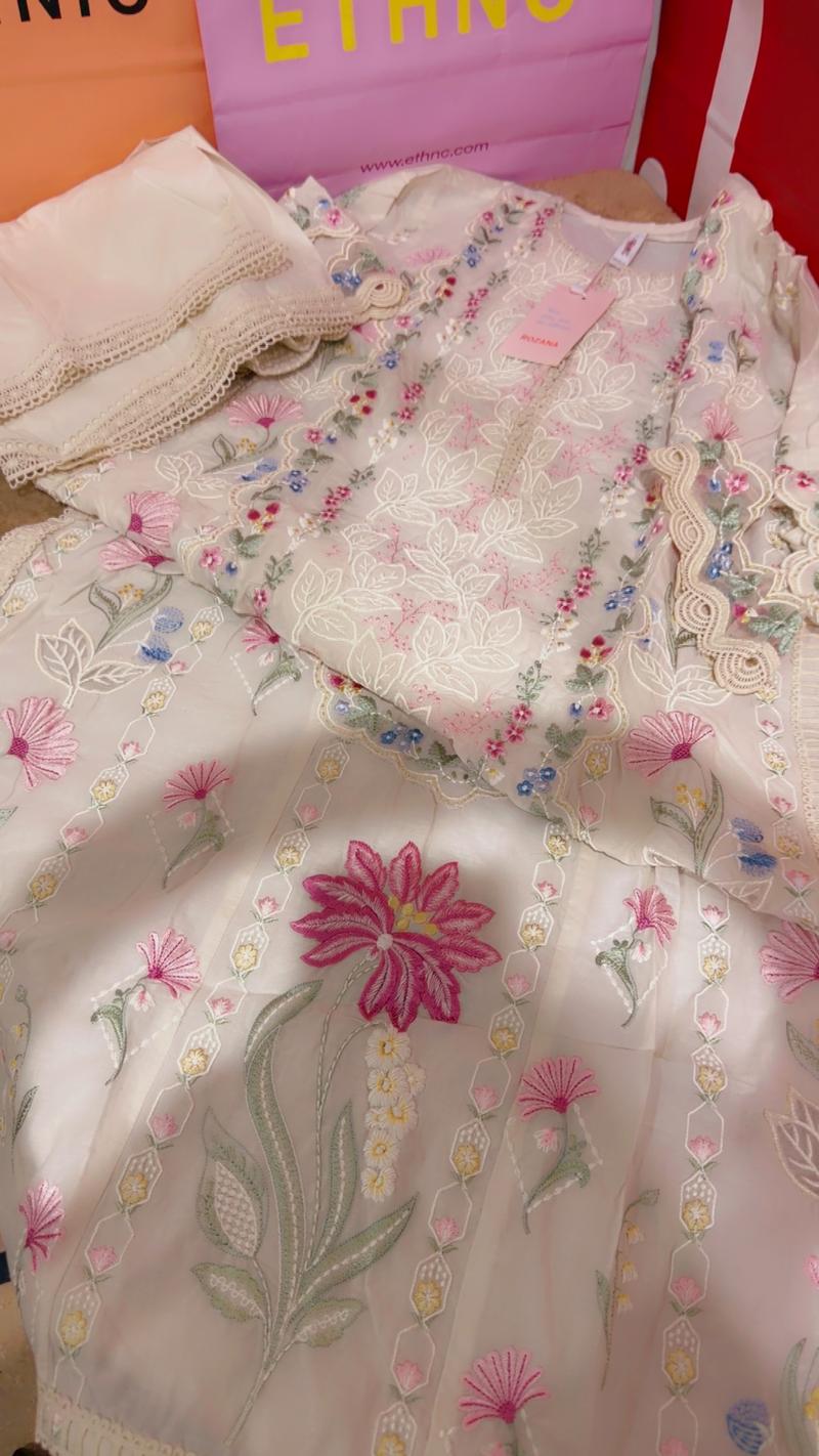 Multi white small 9800