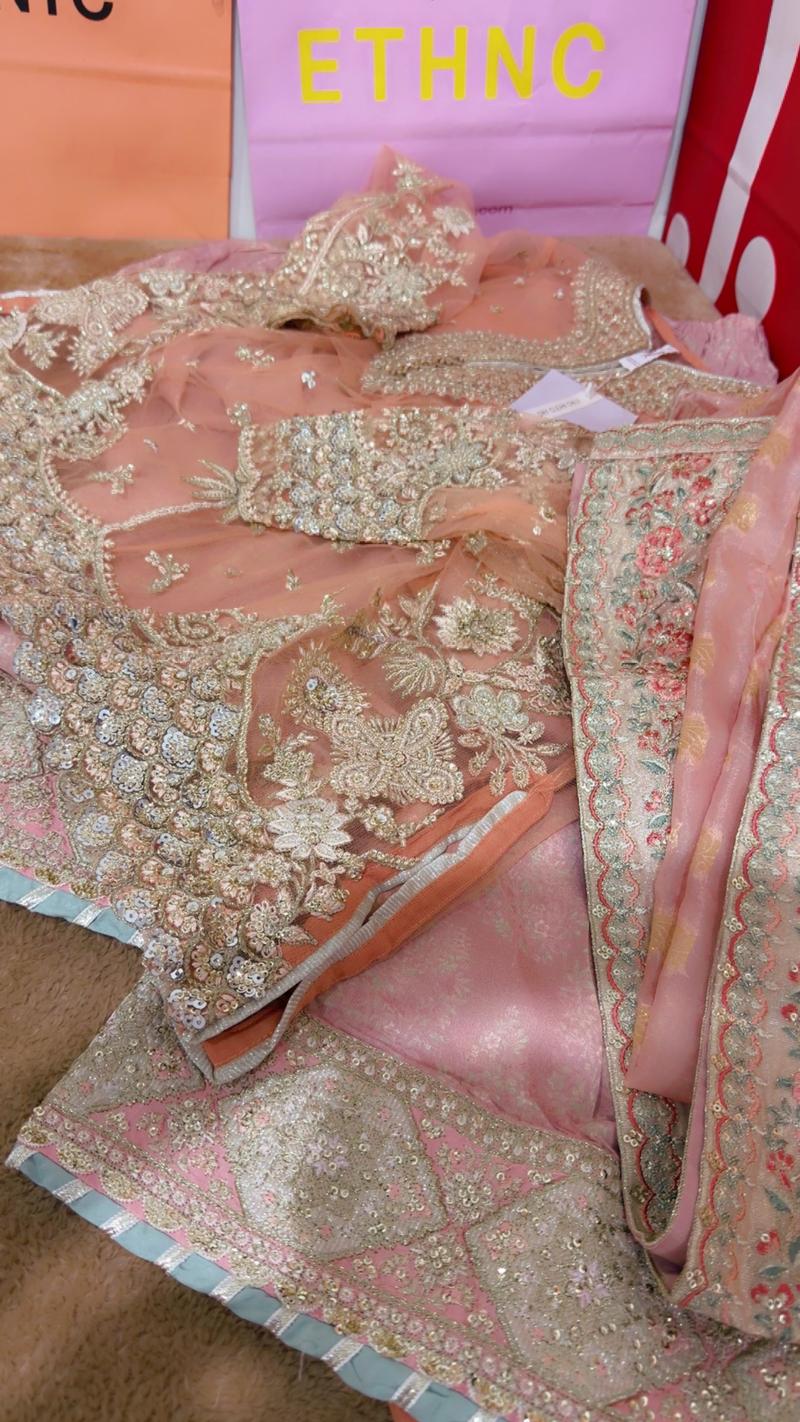 Ethnc botique 4pc 15500