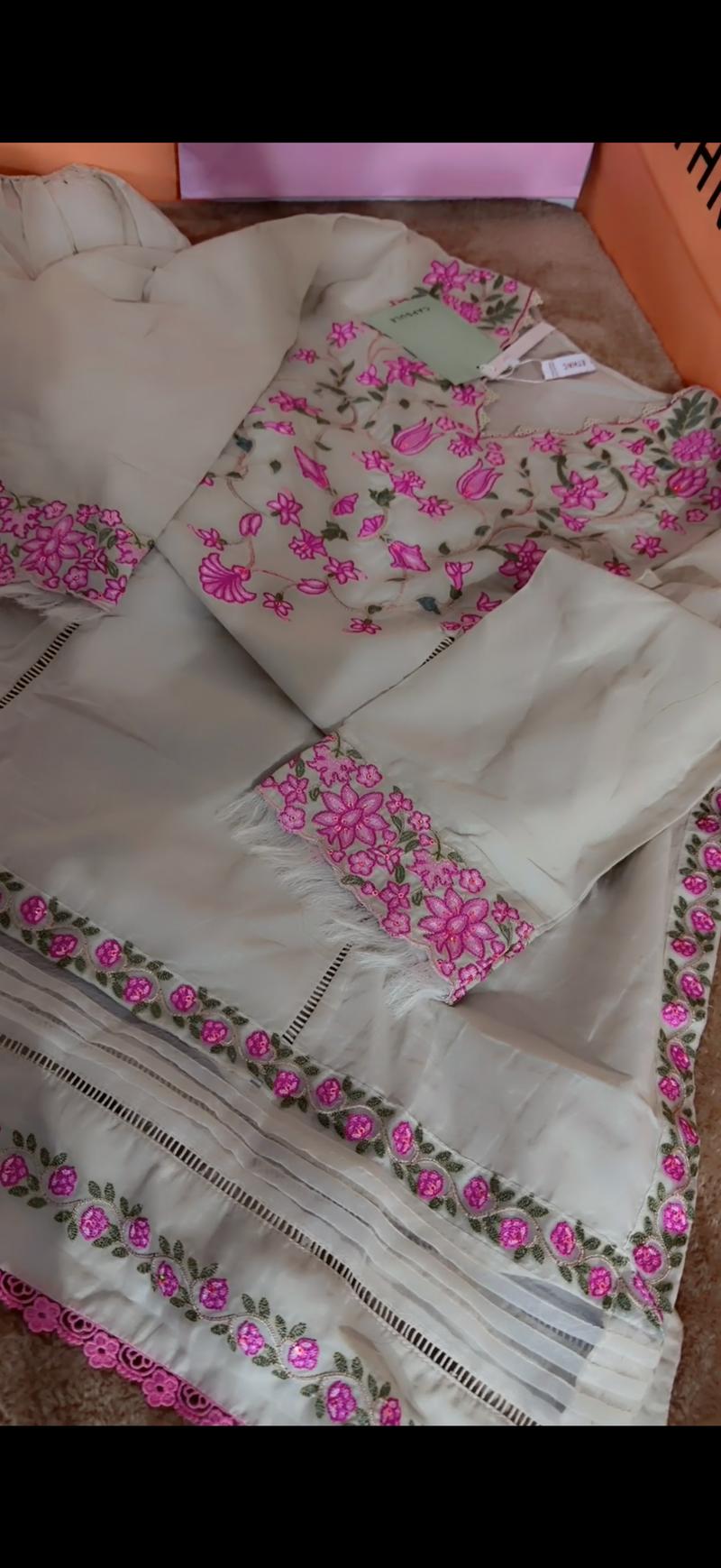 Lawn embroidery capsule collection 