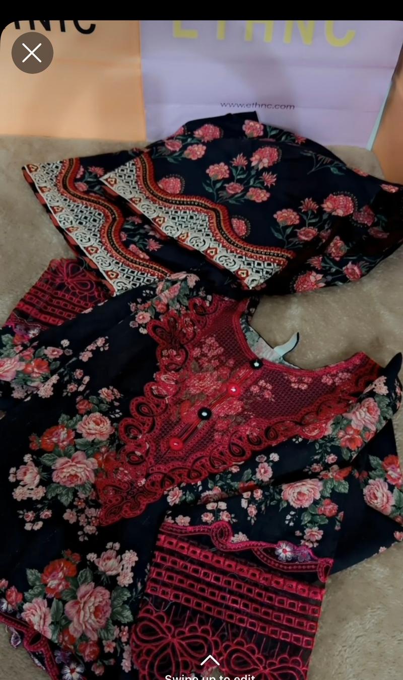 Black floral 2pc