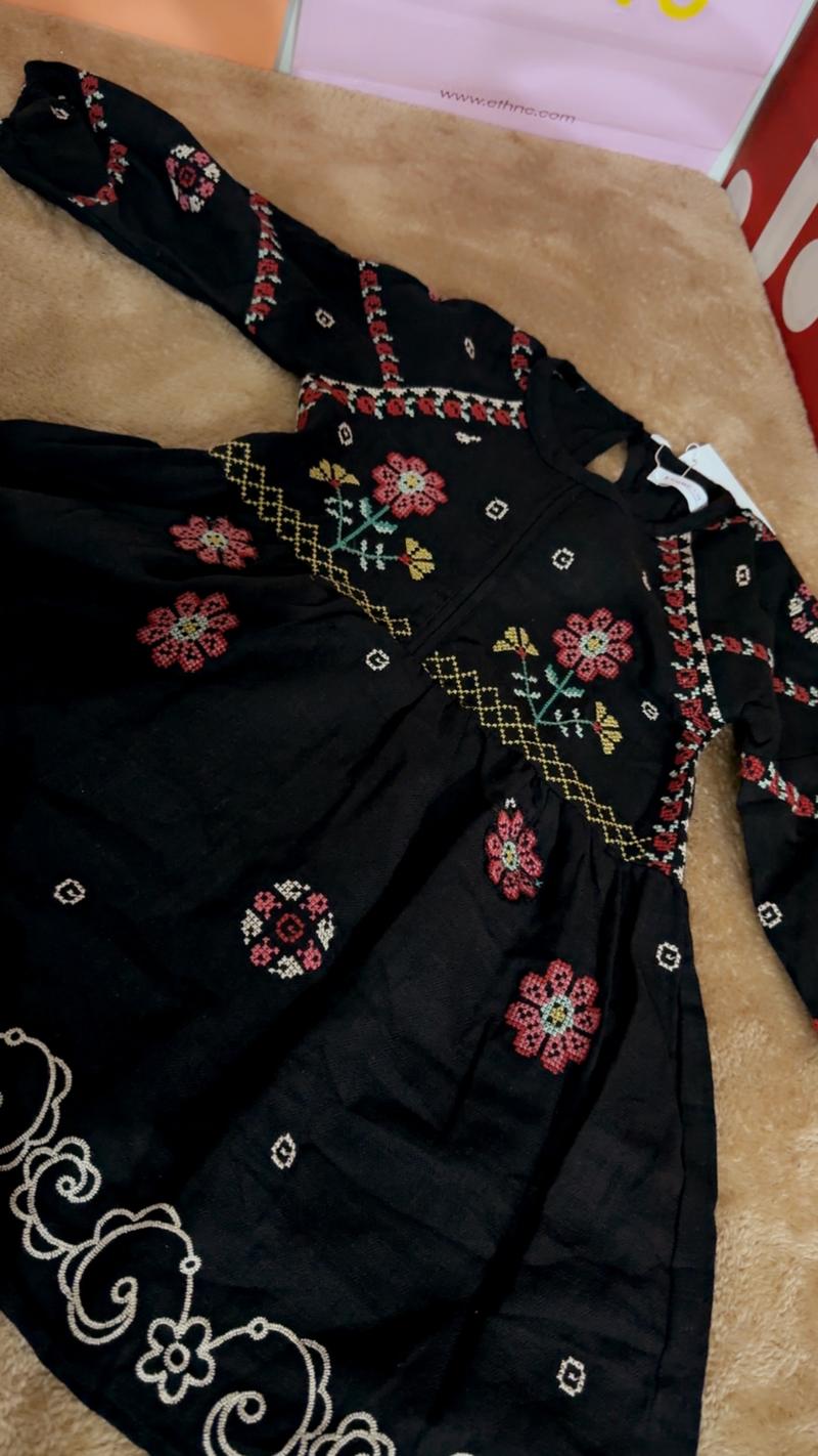3/4 year kids frock 2500