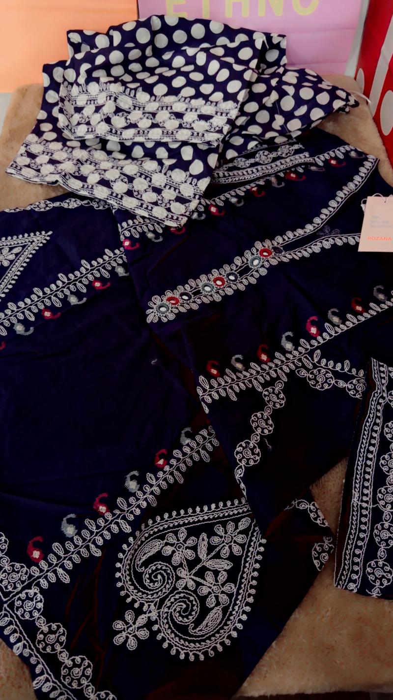Navy blue 2pc polka 8450