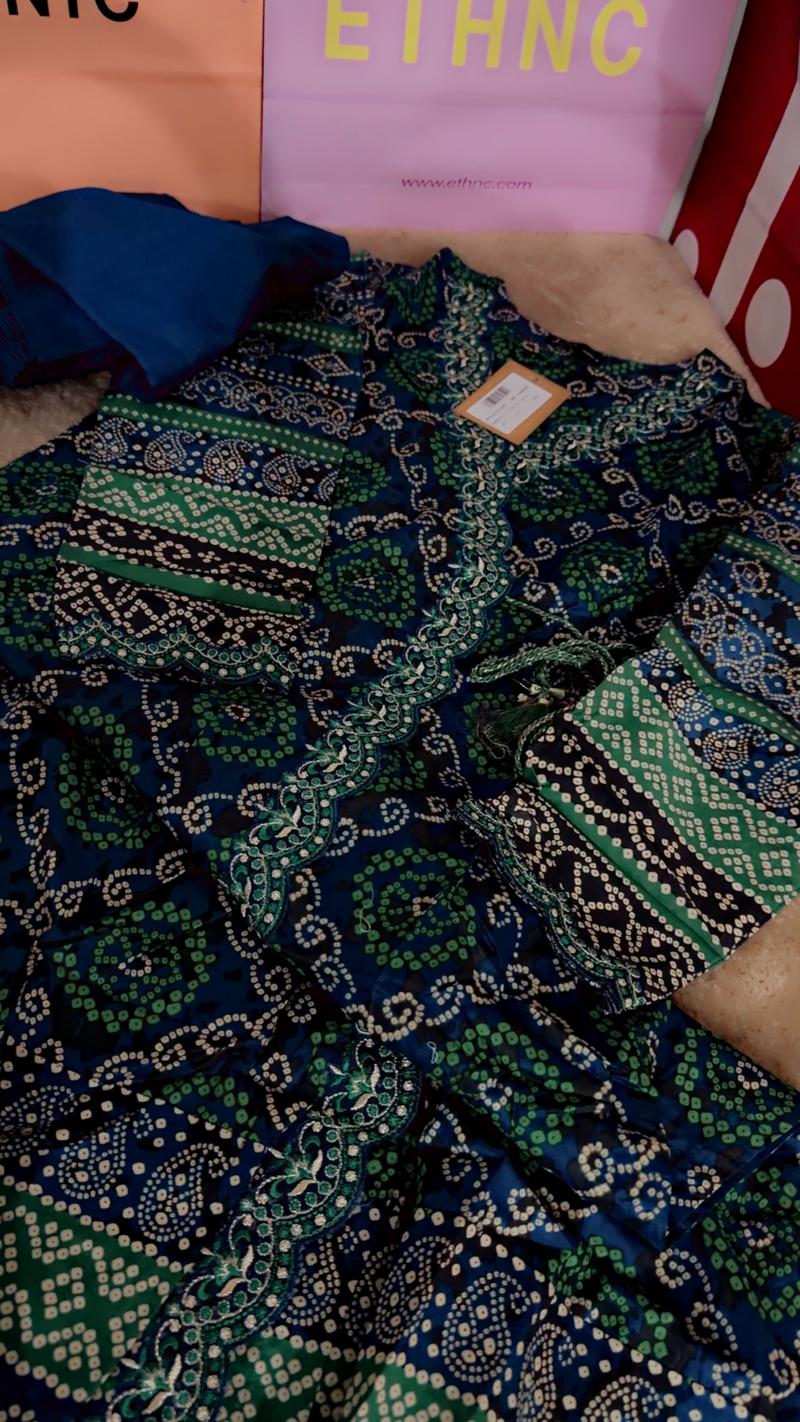 Lawn anrakha frock 5950