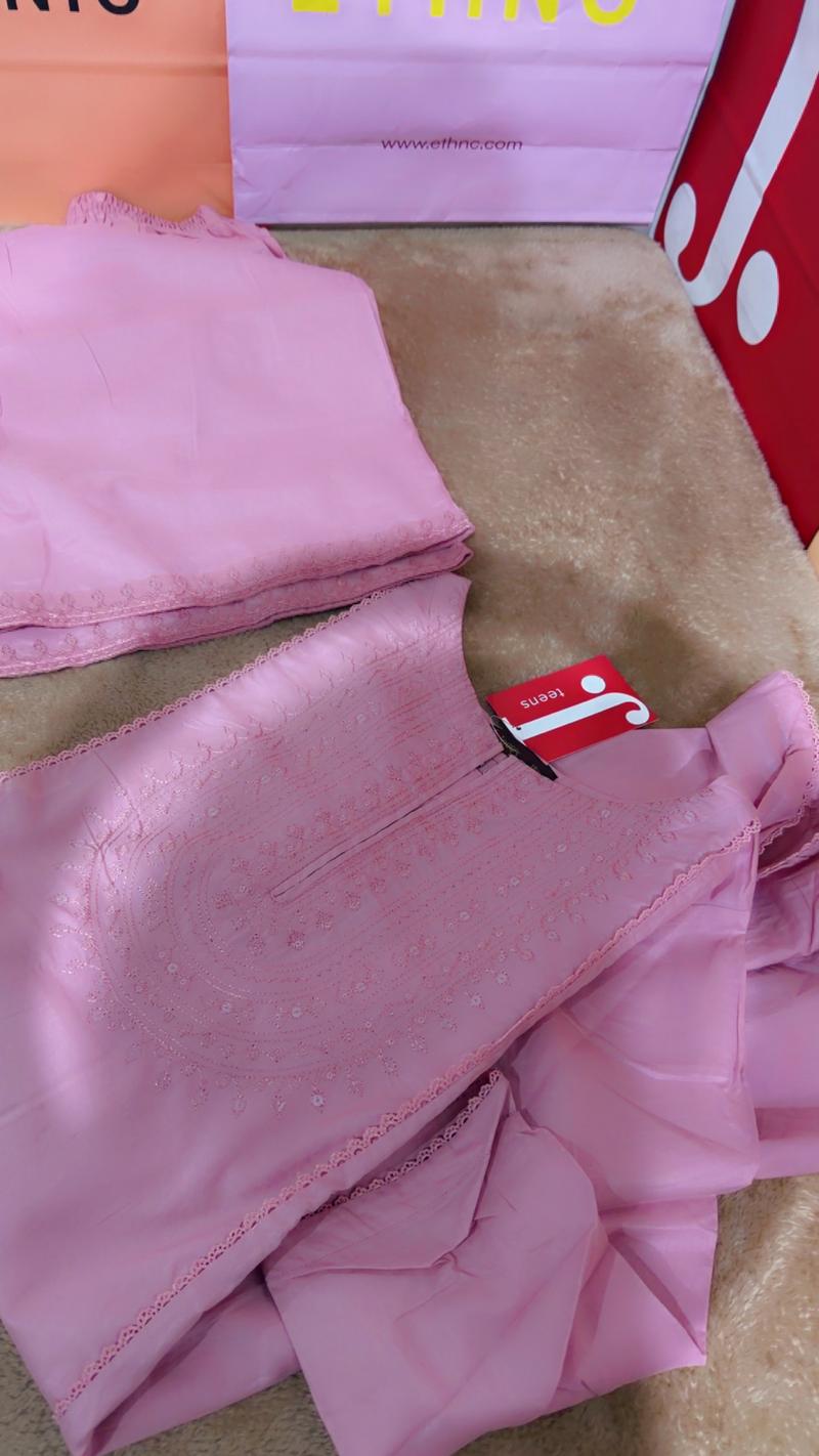 Pink teens girl 