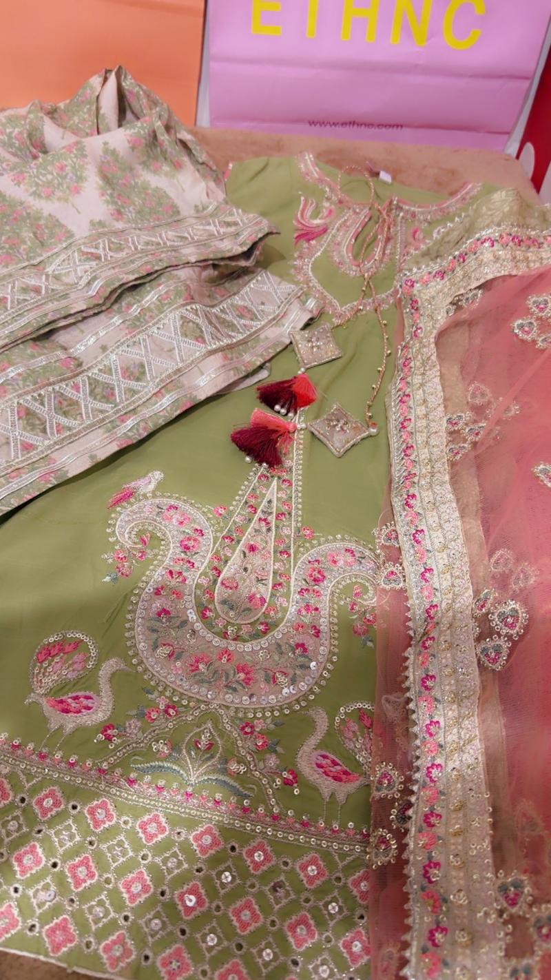 Small 3pc Ethnc botique 16500
