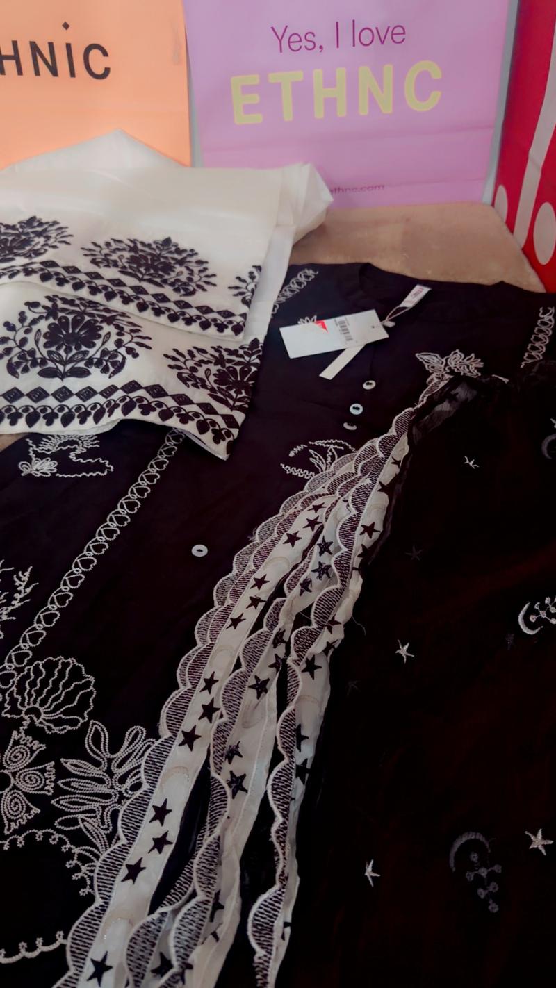 7950 Ethnc black white 3pc 