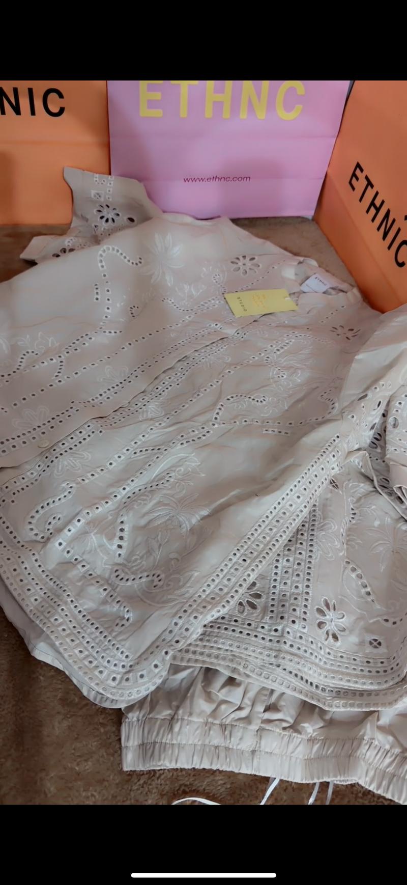 Beige white cord 6300