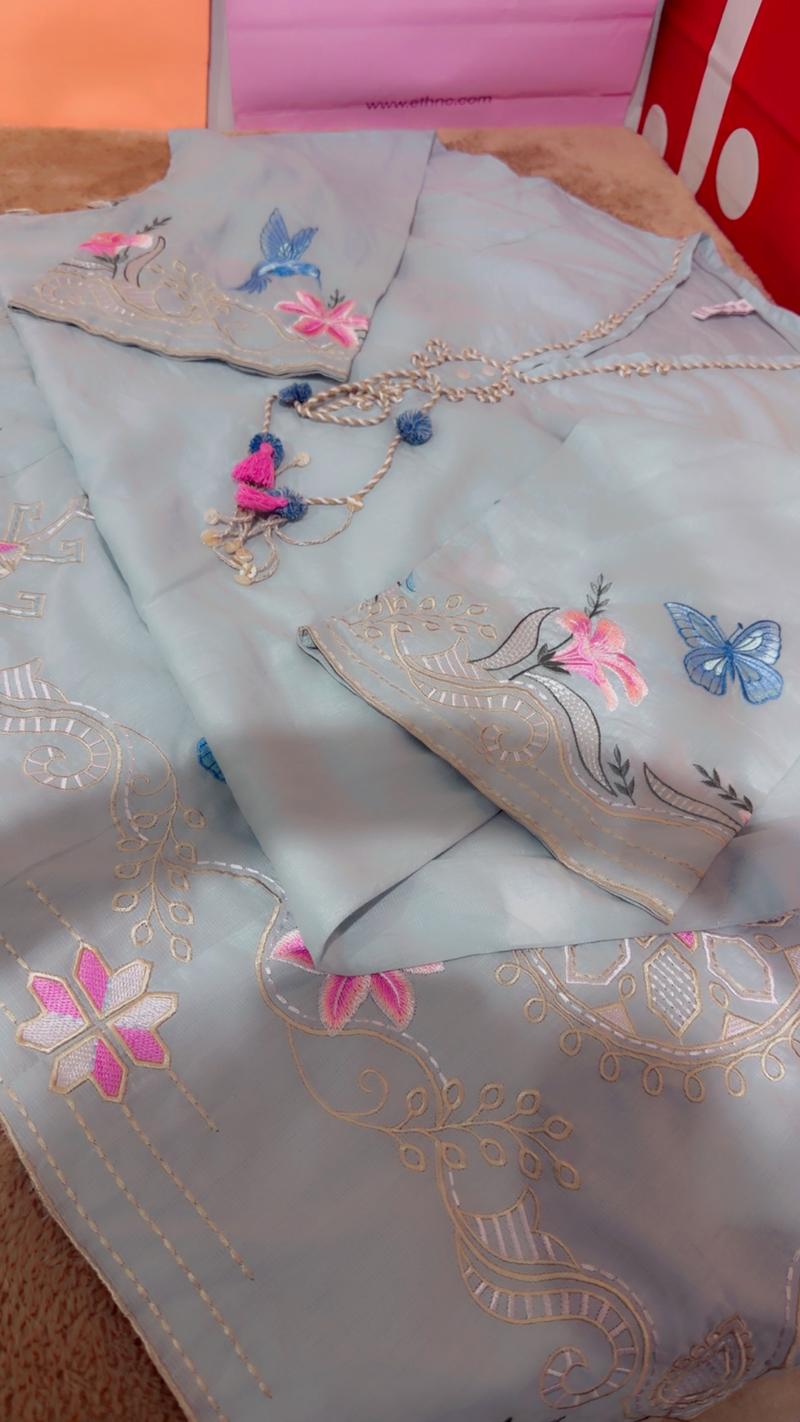Sky embroidery shirt 4950