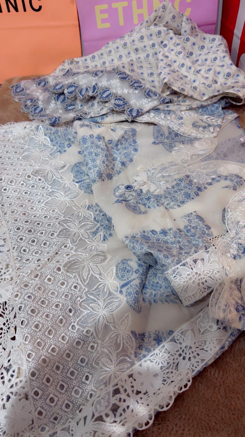 Ethnc white blue 2pc rozana 7800