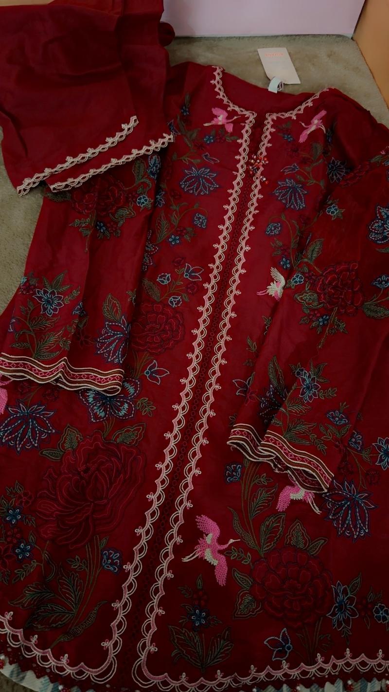 red Mehroon lawn 2pc 