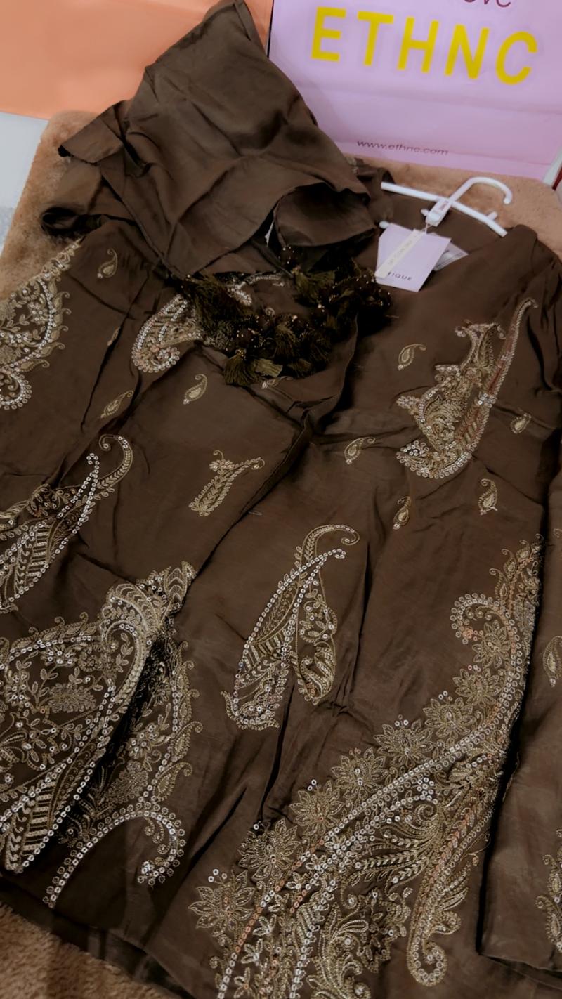 8800 3pc Ethnc botique new arrival huge off