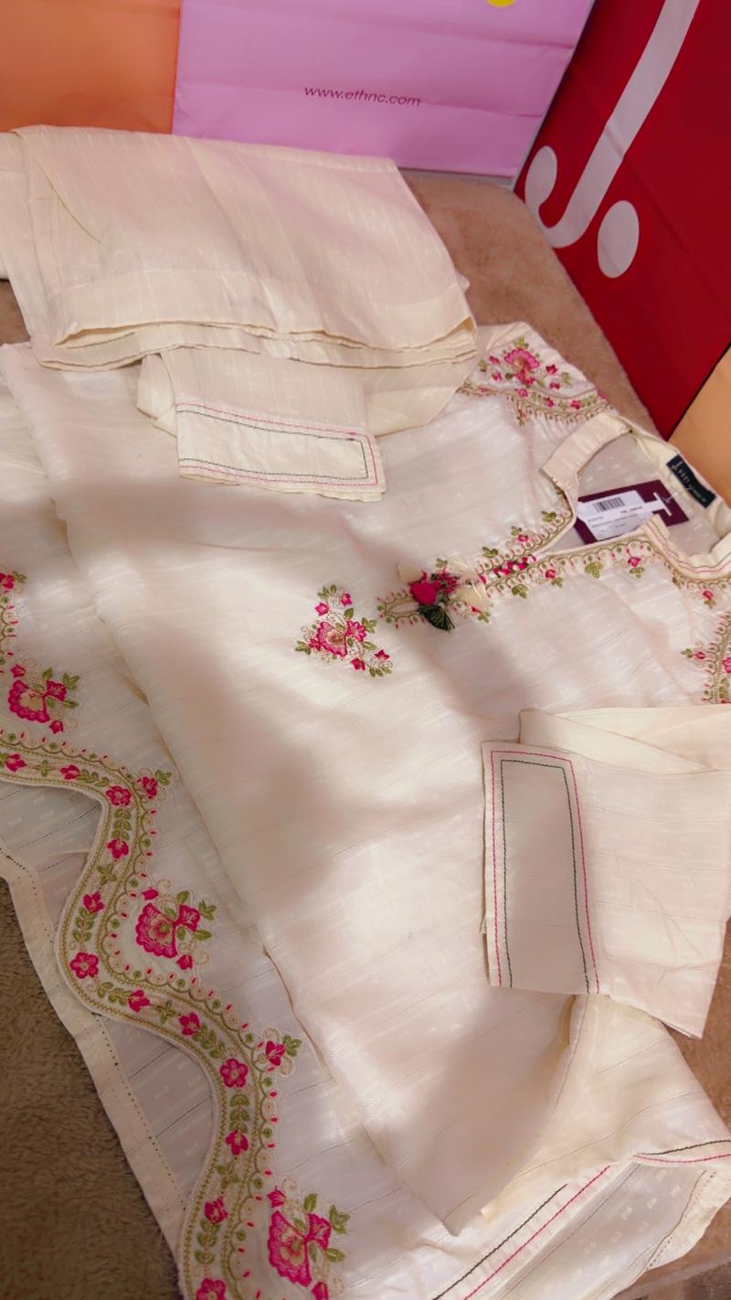 Off white embroidery texture lawn 